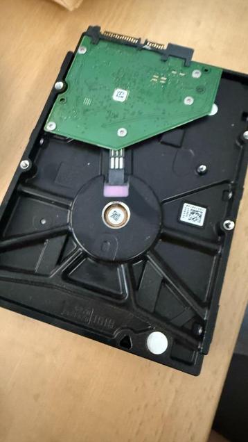 Harddisk 2TB 7200 rpm Seagate SATA 600 beschikbaar voor biedingen