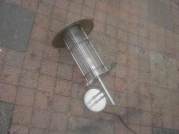     buitenverlichting beschikbaar voor biedingen