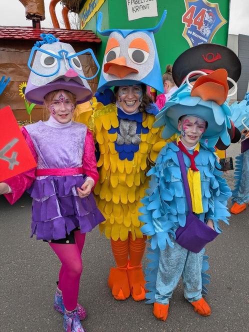 Kleurrijke loopgroep Fabeltjeskrant, Kleding | Dames, Carnavalskleding en Feestkleding, Zo goed als nieuw, Kleding, Carnaval, Maat 34 (XS) of kleiner
