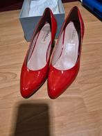 Lakleer Voltan Pumps - Maat 39,5, Kleding | Dames, Schoenen, Pumps, Voltan, Ophalen of Verzenden, Gedragen