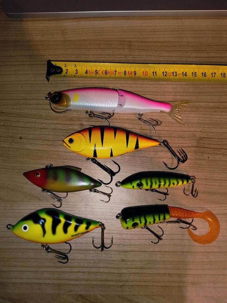 Setje kunstaas / pluggen, Watersport en Boten, Hengelsport | Roofvissen, Zo goed als nieuw, Overige typen, Ophalen of Verzenden