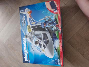 Playmobil politiehelikopter  beschikbaar voor biedingen