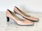 Vintage pumps jaren 90 / y2k mt 39, Pumps, Beige, Ophalen of Verzenden, Zo goed als nieuw