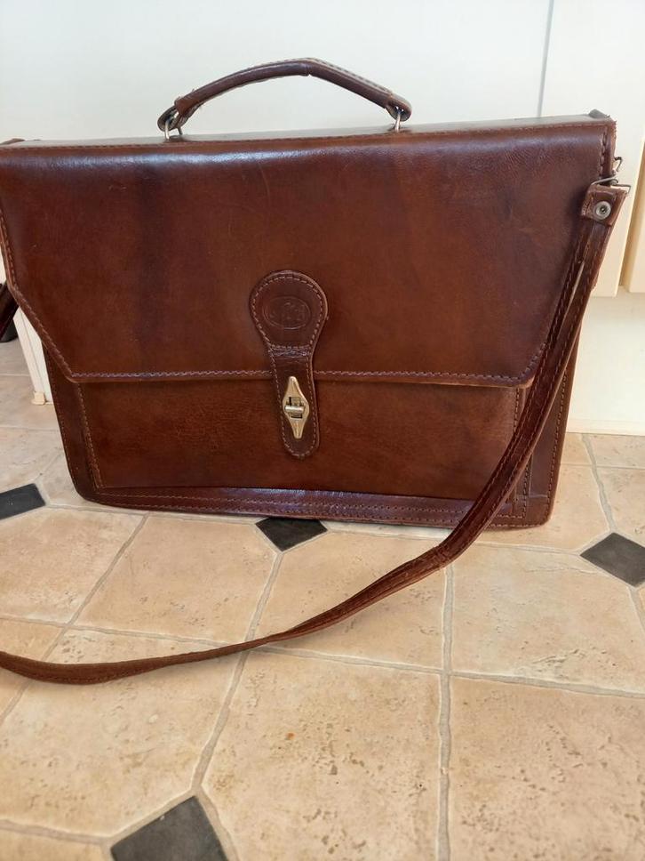Vintage leren aktentas, Computers en Software, Laptoptassen, Zo goed als nieuw, Aktetas, 15 inch, Ophalen of Verzenden