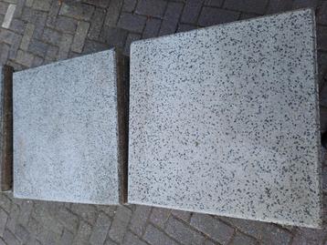 tegels 40×40×4 cm beschikbaar voor biedingen