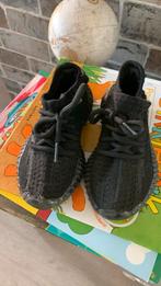 Adidas Yeezy maat 27, Ophalen of Verzenden, Zo goed als nieuw, Schoentjes