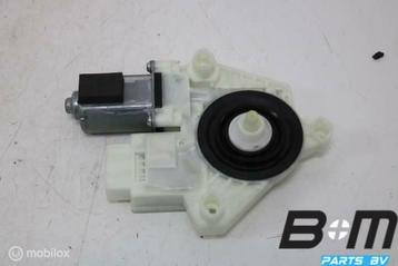 Raammotor rechtsachter VW Tiguan 5NA Allspace 5Q4959812G beschikbaar voor biedingen