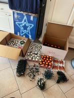 Partij kerstballen en kerstverlichting., Diversen, Ophalen, Gebruikt