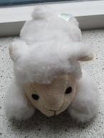 Schaapje schaap merk PIA liggend meet ca 19 cm nieuwstaat, Ophalen of Verzenden, Zo goed als nieuw, Overige typen
