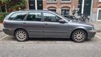 Volvo V40 2.0 I 16V 2001 Grijs, Voorwielaandrijving, 65 €/maand, 136 pk, 1948 cc