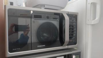 Combi magnetron/ oven en magnetron  beschikbaar voor biedingen