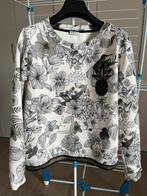 Margittes sweater in scuba stof, mt 36 (valt ruim), Ophalen of Verzenden, Zo goed als nieuw, Maat 38/40 (M)