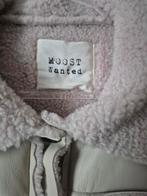 Mooie beige jas van Moost Wanted - Maat M, Maat 38/40 (M), Beige, Ophalen of Verzenden, Zo goed als nieuw