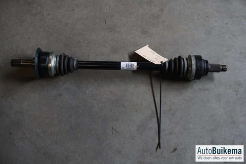 Origineel BMW 1-Serie F20 Aandrijfas links, Auto-onderdelen, Transmissie en Toebehoren, BMW, Gebruikt, Ophalen of Verzenden