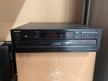 Onkyo 6cd speler beschikbaar voor biedingen