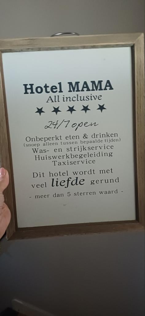 Leuk tekstbord 'Hotel Mama', Ophalen of Verzenden, Zo goed als nieuw