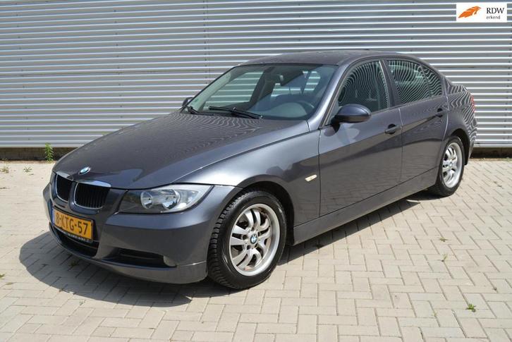 BMW 3-serie 320d Executive | Sedan | Airco | L.M. Velgen | P, Auto's, BMW, Bedrijf, Te koop, 3-Serie, ABS, Airbags, Airconditioning