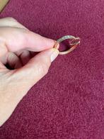 14 karaat oorbel met zirkonen, Sieraden, Tassen en Uiterlijk, Oorbellen, Ophalen of Verzenden, Zo goed als nieuw, Goud, Goud