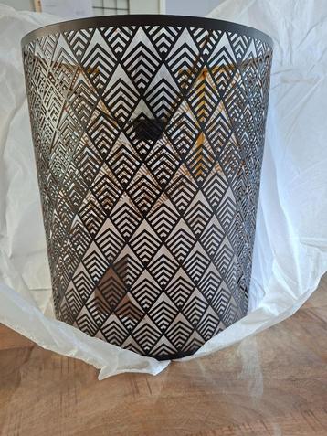 hanglamp beschikbaar voor biedingen
