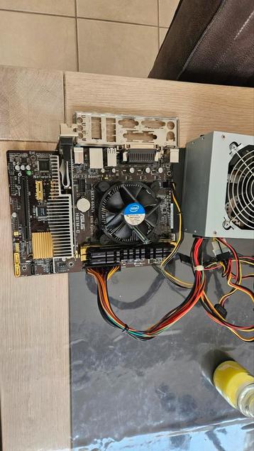 Moederbord met psu cpu en gpu. 16gb ram beschikbaar voor biedingen