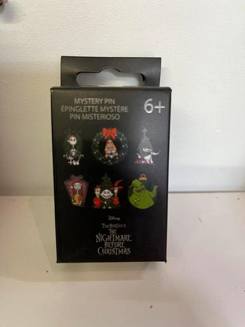 Loungefly mystery pin beschikbaar voor biedingen