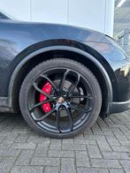 Demo Winterwielset Porsche Macan Electric 2 / 4 / 4S, Ophalen, Gebruikt, 295 mm, Banden en Velgen