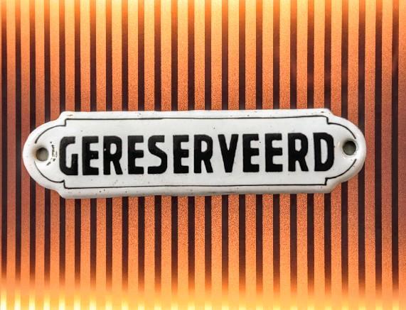 Oud Emaille Bordje Gereserveerd Reclamebordje, Verzamelen, Merken en Reclamevoorwerpen, Gebruikt, Reclamebord, Verzenden