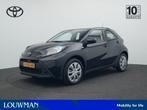 Toyota Aygo X 1.0 VVT-i S-CVT Play Automaat (bj 2024), 12 maanden, Stof, 4 stoelen, Zwart