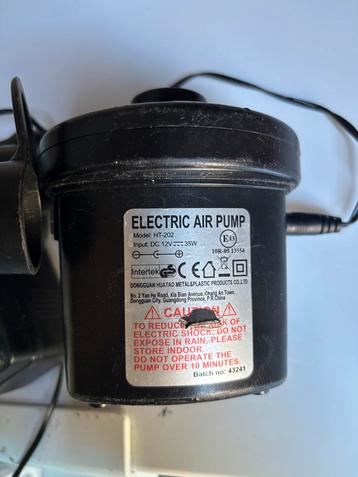 Elektrische luchtpomp 12V – HT-202 – met adapter beschikbaar voor biedingen
