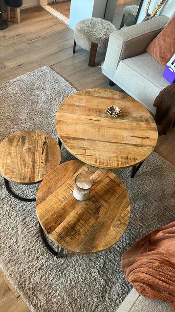 Set van 3 salon tafel beschikbaar voor biedingen