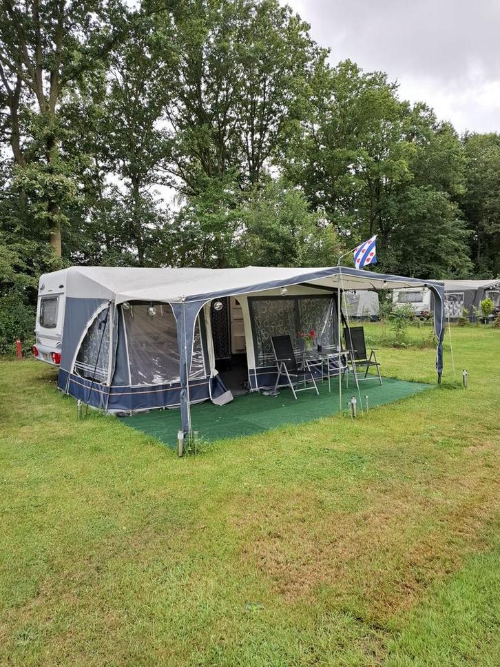 Fendt topas, Caravans en Kamperen, Caravans, Particulier, tot en met 4, Rondzit, Fendt, 2 aparte bedden, 5 tot 6 meter, Mover