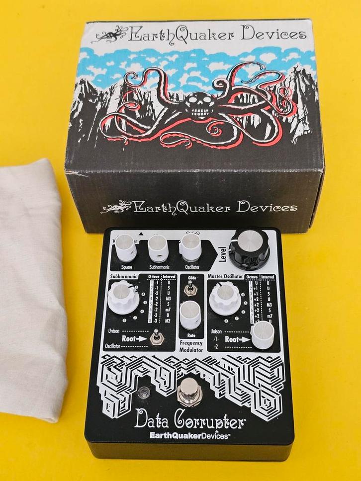 EarthQuaker Devices Data Corrupter, Muziek en Instrumenten, Effecten, Zo goed als nieuw, Distortion, Overdrive of Fuzz, Overige typen