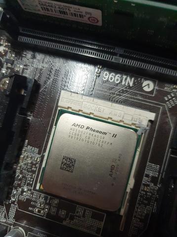 AMD Phenom II X6 1100T Black Edition Processor  beschikbaar voor biedingen