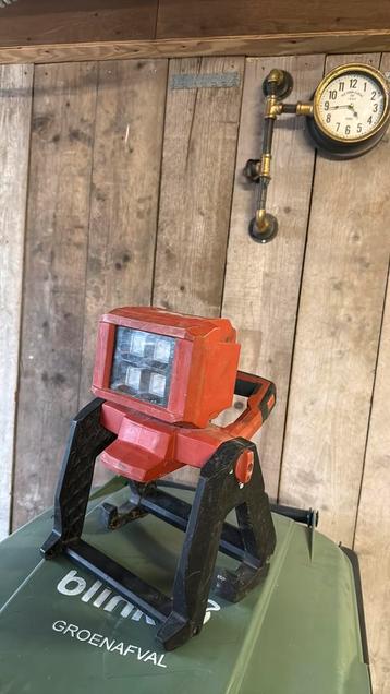 Hilti bouwlamp beschikbaar voor biedingen