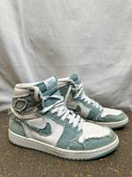 Nike sneakers 42 air jordon denim spijker, Kleding | Dames, Schoenen, Ophalen of Verzenden, Zo goed als nieuw, Blauw, Sneakers of Gympen