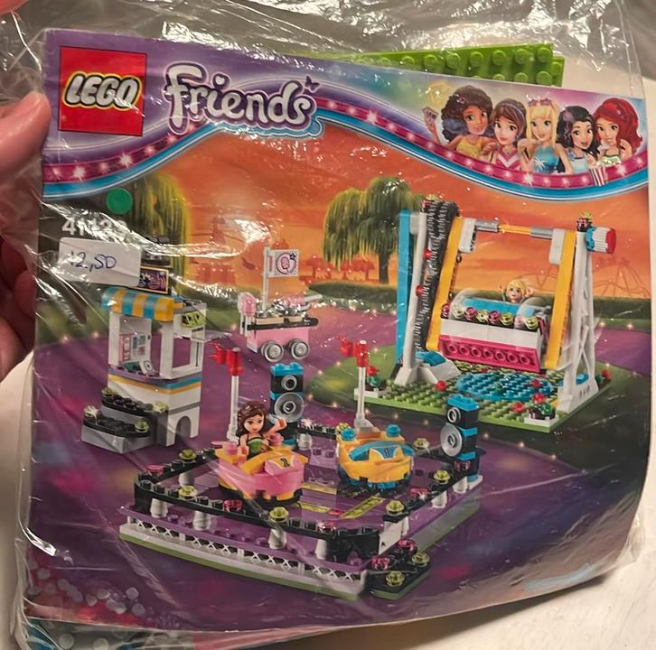 Lego friends 41133 Pretpark botsauto’s, Kinderen en Baby's, Speelgoed | Duplo en Lego, Zo goed als nieuw, Lego, Complete set, Ophalen of Verzenden