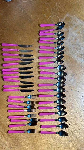 Roze Bestekset - beschikbaar voor biedingen