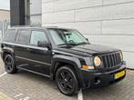 Jeep Patriot 2.4 Limited 4WD/AIRCO/TRHK/CRUISE/NAVI, 450 kg, 4 cilinders, 1465 kg, Zwart