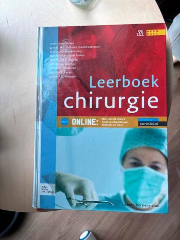 Geneeskunde: Leerboek chirurgie - Tweede, herziene druk beschikbaar voor biedingen