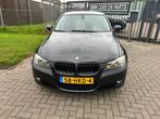 BMW 3-Serie 2.0 I 318 105KW 2009 Zwart, 65 €/maand, Achterwielaandrijving, Zwart, Leder en Stof