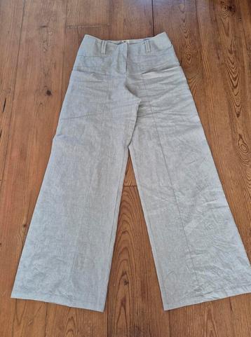 Heart Triangle linnen broek maat S beschikbaar voor biedingen