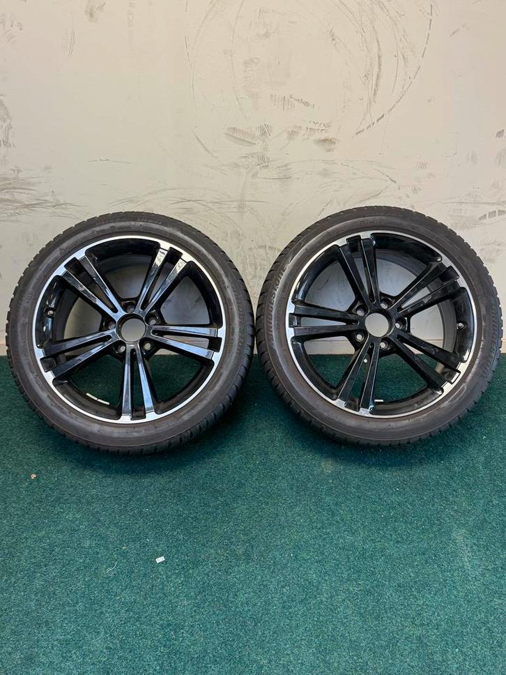 Zwarte Velgen met Winterbanden, Auto-onderdelen, Banden en Velgen, Banden en Velgen, Winterbanden, 17 inch, 225 mm, Personenwagen