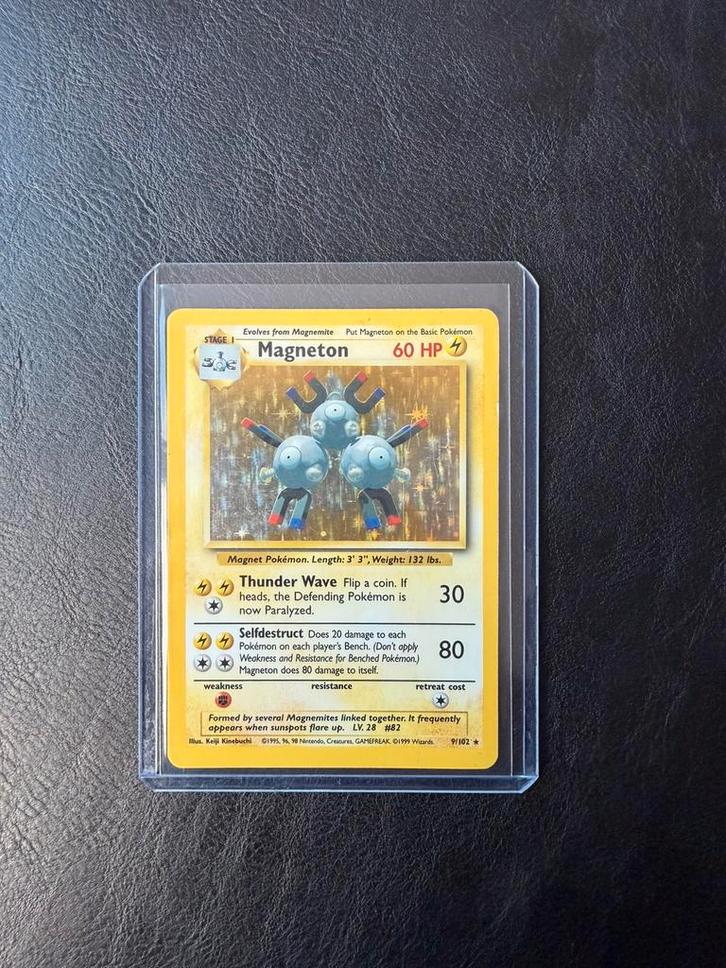 Magneton 9/102 Holo Base Set 1999 Pokemon, Hobby en Vrije tijd, Verzamelkaartspellen | Magic the Gathering, Gebruikt, Ophalen of Verzenden