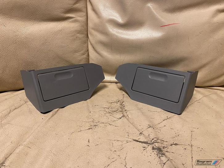 Bmw E39 asbak achter grijs sedan touring m5 5-serie  zijasba, Auto-onderdelen, Interieur en Bekleding, BMW, Gebruikt, Ophalen of Verzenden