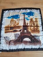Leuke dames halsdoek met een Parijs thema, Kleding | Dames, Ophalen of Verzenden, Zo goed als nieuw, Sjaal