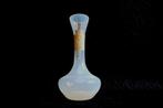 Opaline de Versailles opaal glas vaasje - Frankrijk, Ophalen