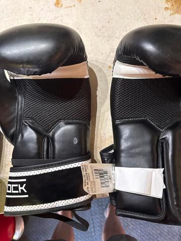 Outshock Bokshandschoenen 16oz - Nieuw beschikbaar voor biedingen