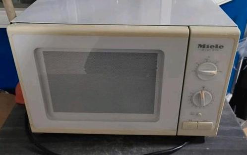 Miele de Luxe M 706 magnetron met inbouw frame lijst, Witgoed en Apparatuur, Magnetrons, Zo goed als nieuw, Inbouw, Magnetron