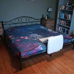Mooi ijzeren bed te koop, Huis en Inrichting, Slaapkamer | Bedden, Ophalen, Zwart, Tweepersoons, Zo goed als nieuw