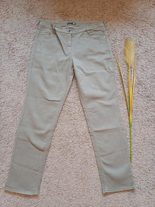 Zomer broeken diverse kleuren Gardeur en Michele maat 42., Kleding | Dames, Broeken en Pantalons, Zo goed als nieuw, Maat 42/44 (L)